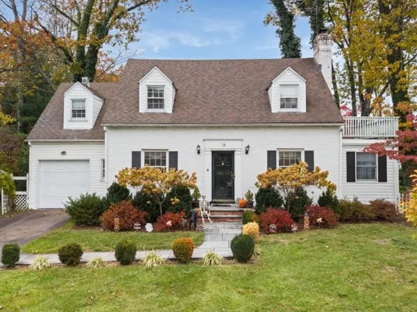 16 Meadowbrook Rd, Chatham Boro, NJ 07928