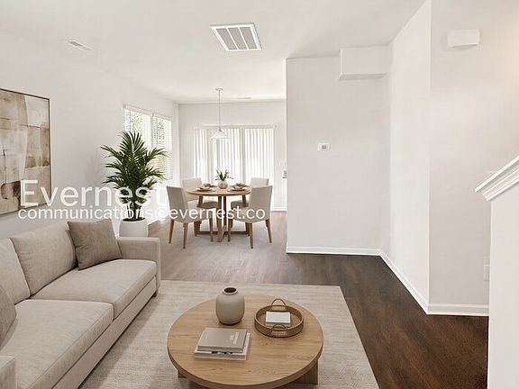 3rd image of 233 W Grover St
