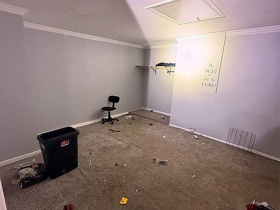 4th image of 402 Magnolia Dr