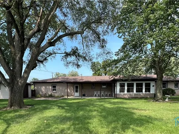 715 E Wayne St, Paulding, OH 45879