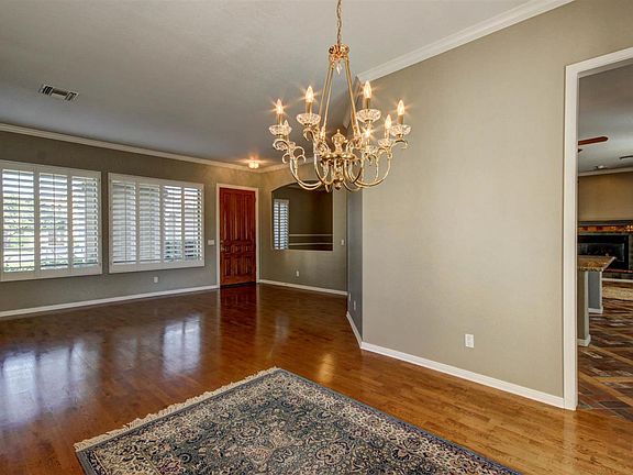 3rd image of 1741 W Bartlett Way