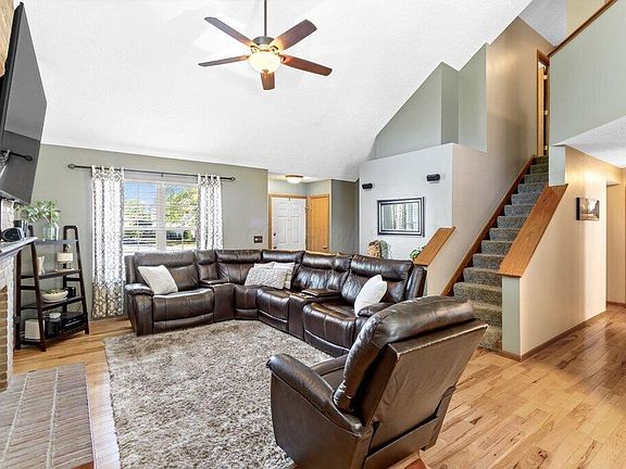 5th image of 8958 Holquest Dr