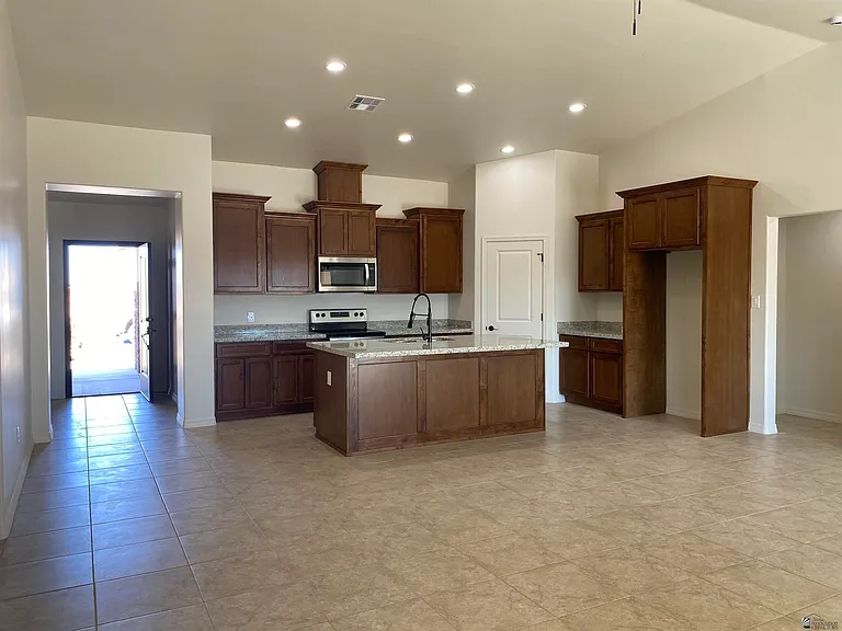 12673 S 50th Dr — Photo 15