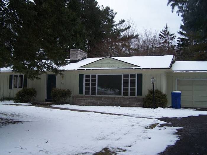 16 Trowbridge Trl, Pittsford, NY 14534 Zillow