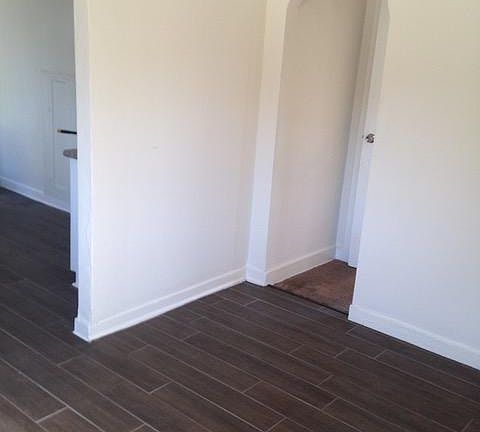 3rd image of 1163 1/2 N Ditman Ave