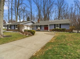 7725 Beaver Creek Dr, Mentor, OH 44060