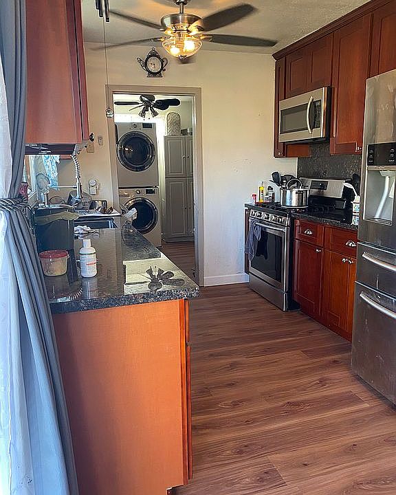 2nd image of 3948 La Cresenta Rd