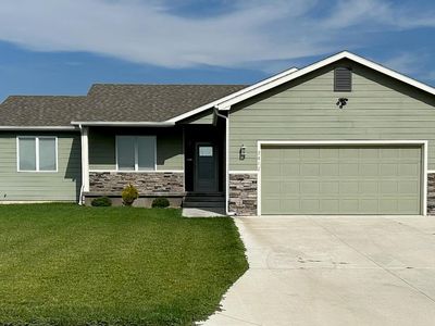 2812 Anna Ave, Dodge City, KS, 67801