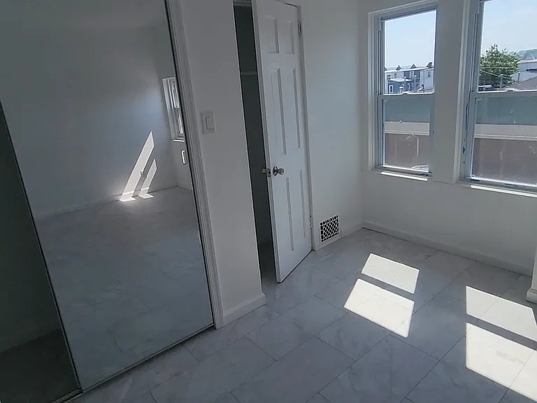 1361 N 12th St #3 — Photo 13