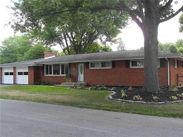 1st image of 16 Arlington Ct