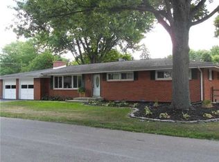 16 Arlington Ct, Bowling Green, OH 43402