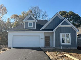 10502 Glenbrook Ave S, Cottage Grove, MN 55016