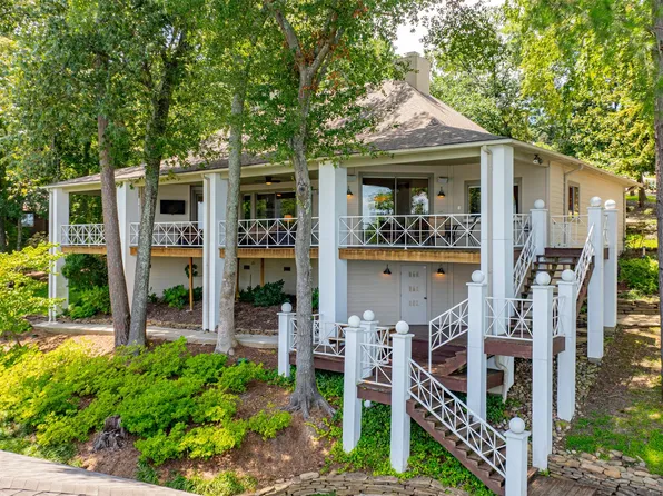 1450 Charlya Dr, Scroggins, TX 75480