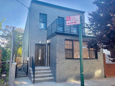 120 Bradford St, Brooklyn, NY, 11207