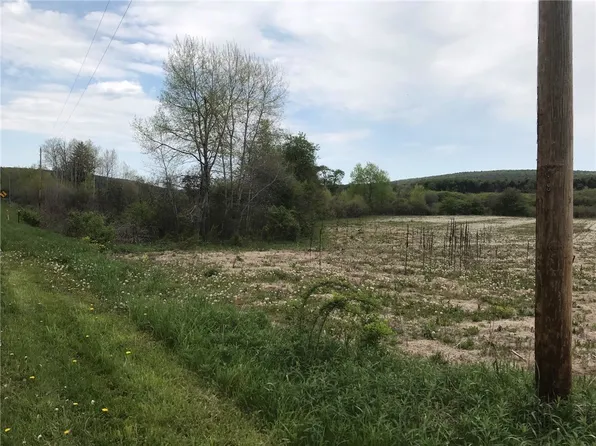 Plank Rd, Corry, PA 16407