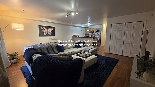 39 Chelsea St Photo 1