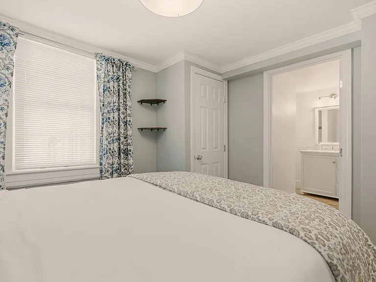 38 Pope St #1 — Photo 15