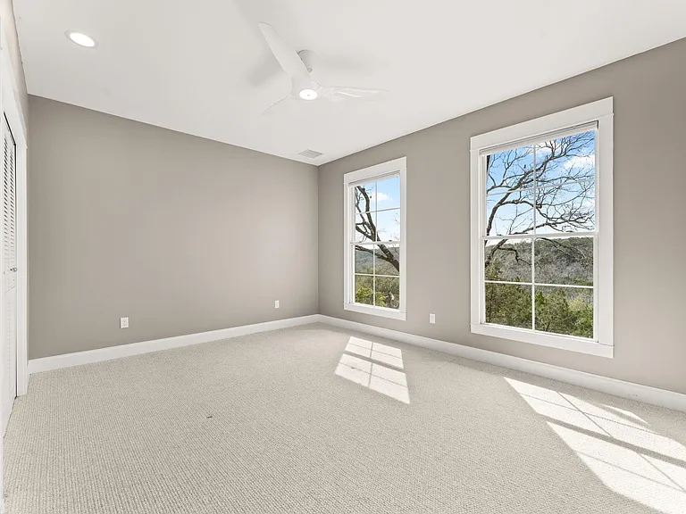 10204 Echoridge Dr — Photo 22
