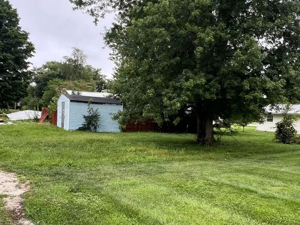468 N Franklin St, Orleans, IN 47452