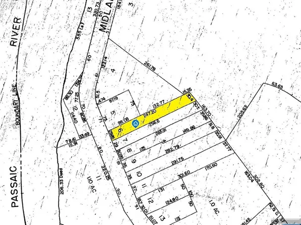 75 Midland Ave, Wallington, NJ 07057