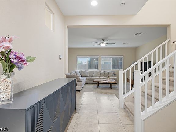 5th image of 1205 Sandstone View Way