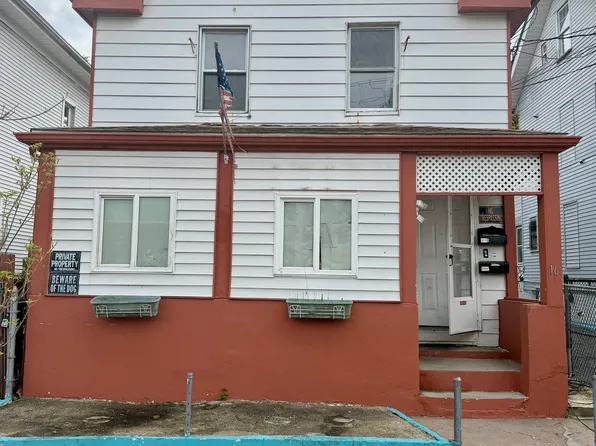 16 Daggett St, New Haven, CT