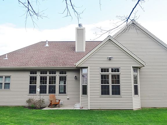 2nd image of 3900 E Green Meadows Ct