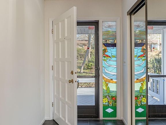 5th image of 3113 Primrose Dr