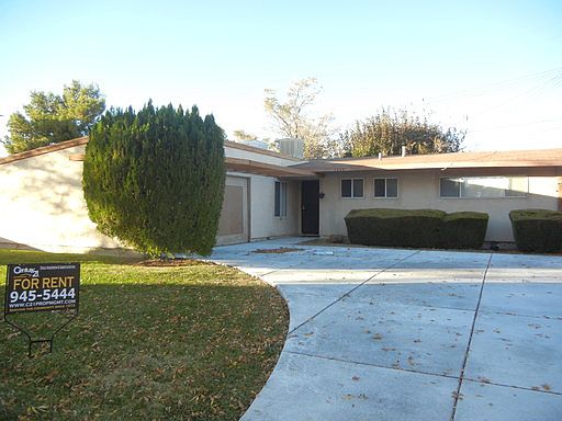 2nd image of 1115 W Avenue H7