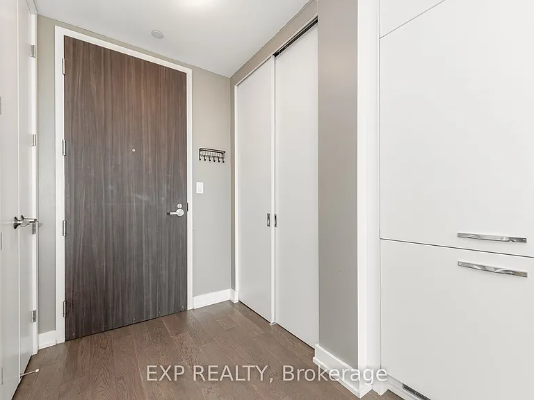 111 Champagne Ave S #1505 — Photo 7