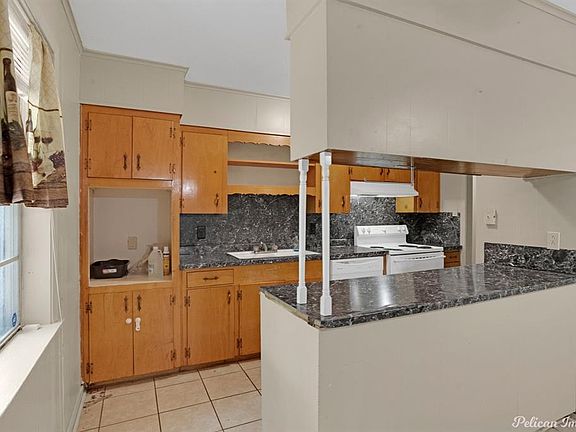 2nd image of 726 Kingridge Pl