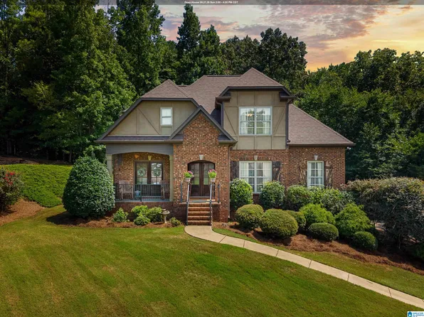 569 Woodruff Pkwy, Leeds, AL 35094