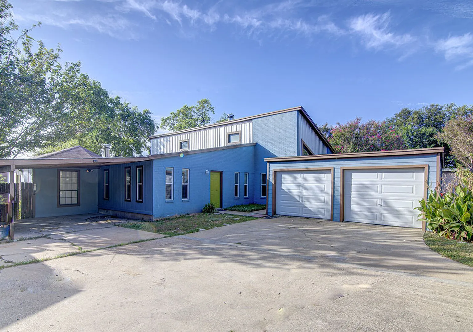 1807 Briar Hill Dr — Photo 1