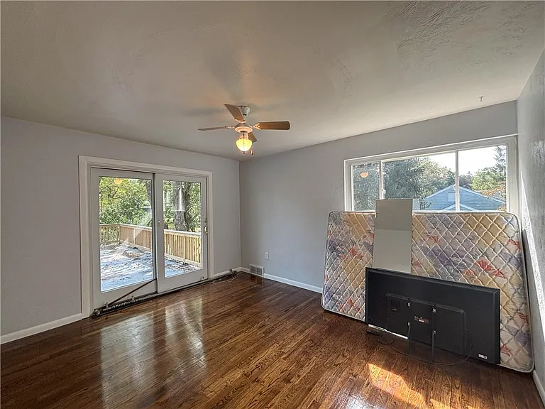 3395 Logan Ferry Rd — Photo 25
