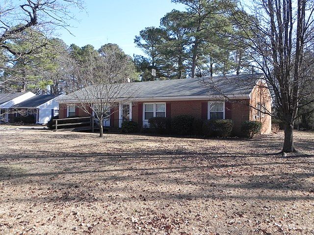 1st image of 206 Shadywood Dr