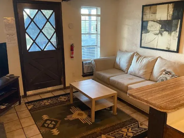 417 Mechem Dr, Ruidoso, NM