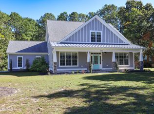 201 S Grist Mill Rd, Hampstead, NC 28443