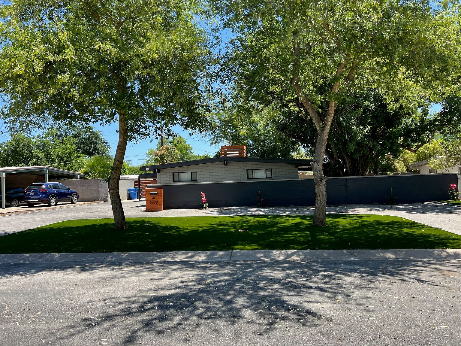 Phoenix, AZ 85014