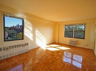 111 E 3rd St, Brooklyn, NY 11218