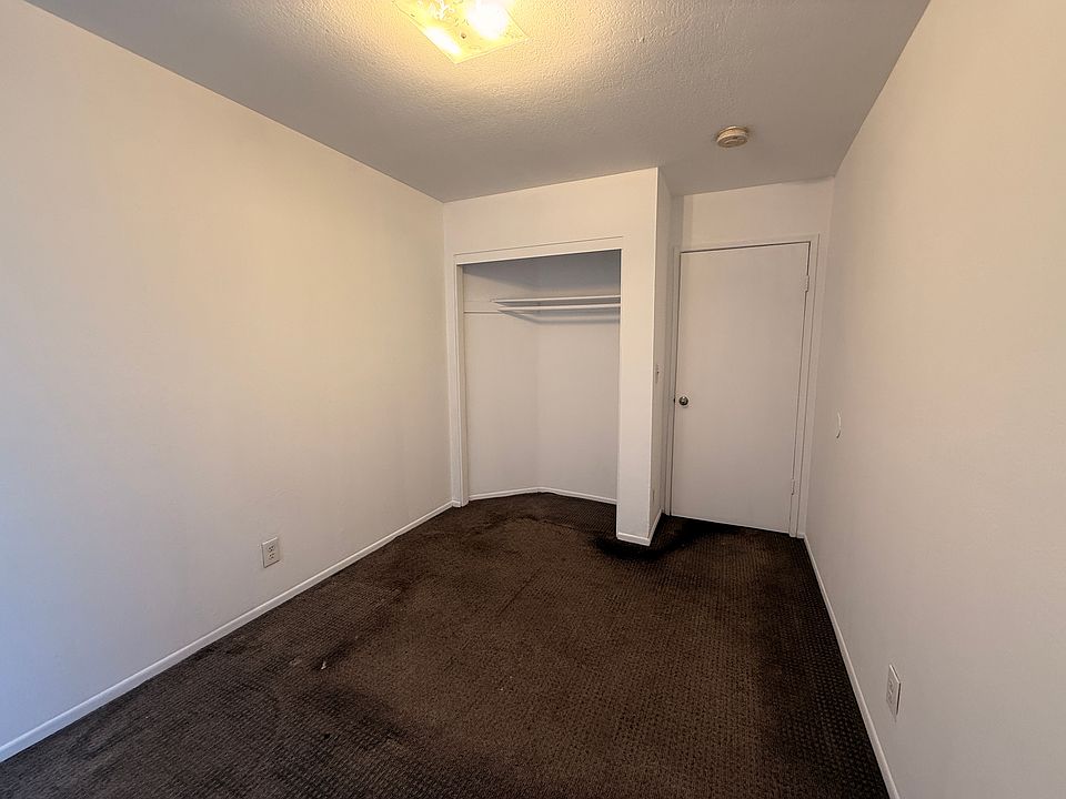 1st image of 1646 N Hoover St #2-1