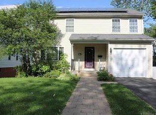 574 Blue Hills Ave, Hartford, CT 06112