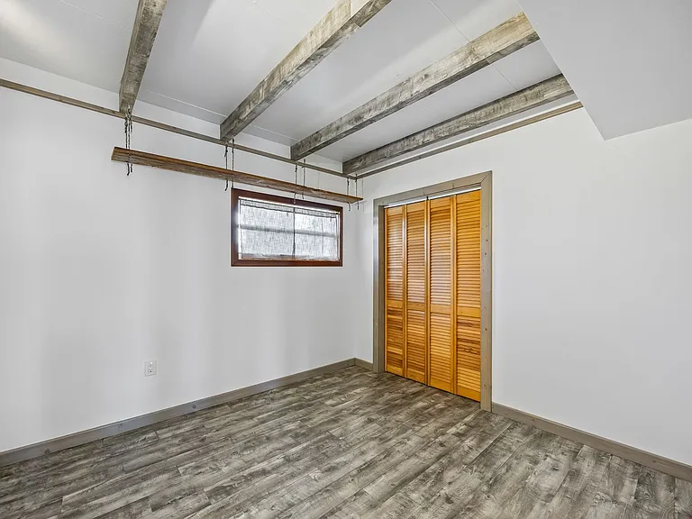 485 N Shore Dr — Photo 11