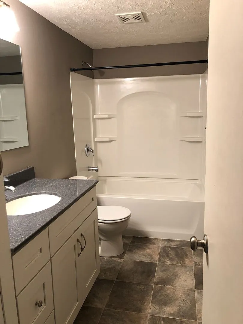 Renovated Apartment Just for You — Photo 1