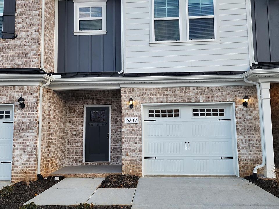 1st image of 5739 Dockside Dr