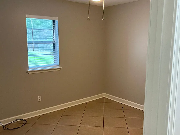 209 Rita Dr — Photo 17