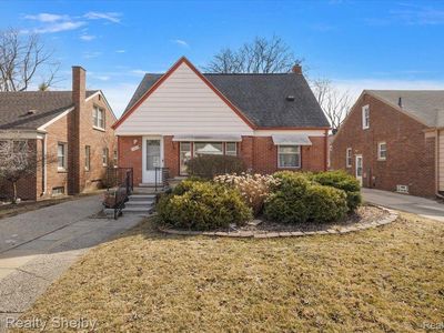 19218 Eastborne St, Harper Woods, MI, 48225