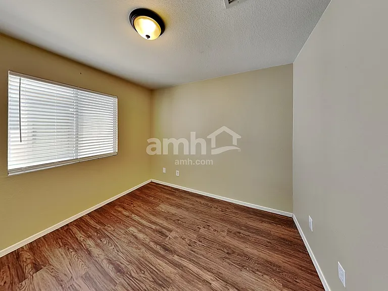 18078 N 113th Ave — Photo 19