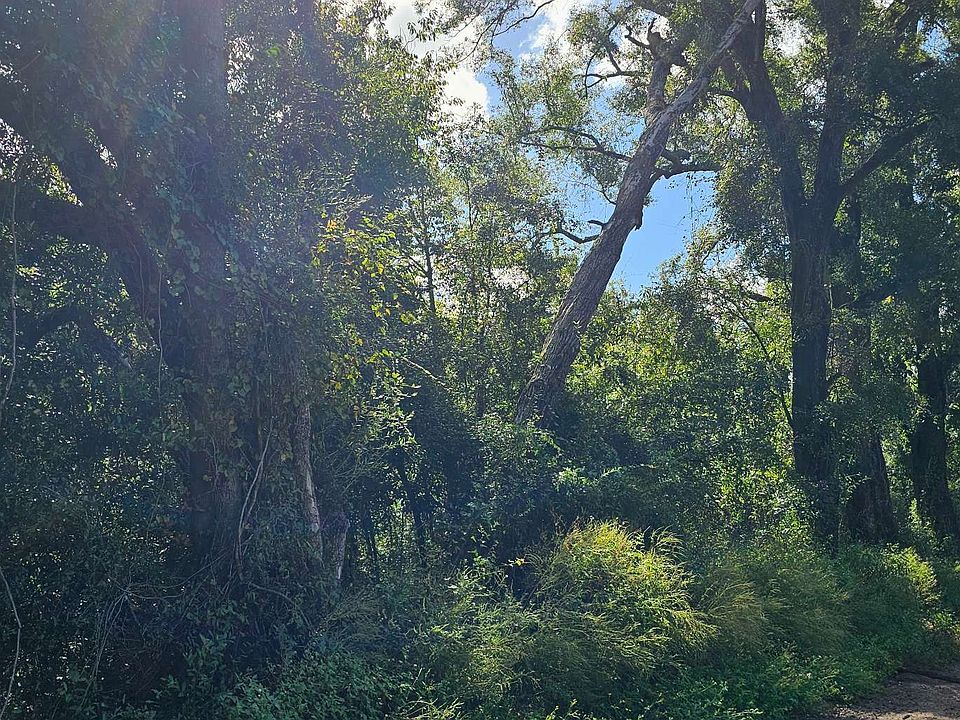 2nd image of 107th Rd