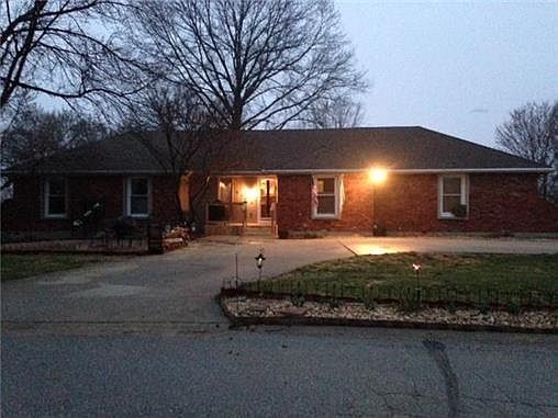 2nd image of 9724 Betsy Ross Ln