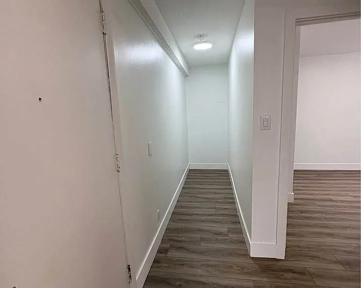 20 Craig St #F — Photo 5